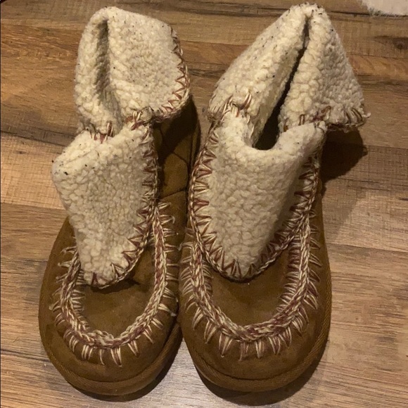target womens moccasin slippers